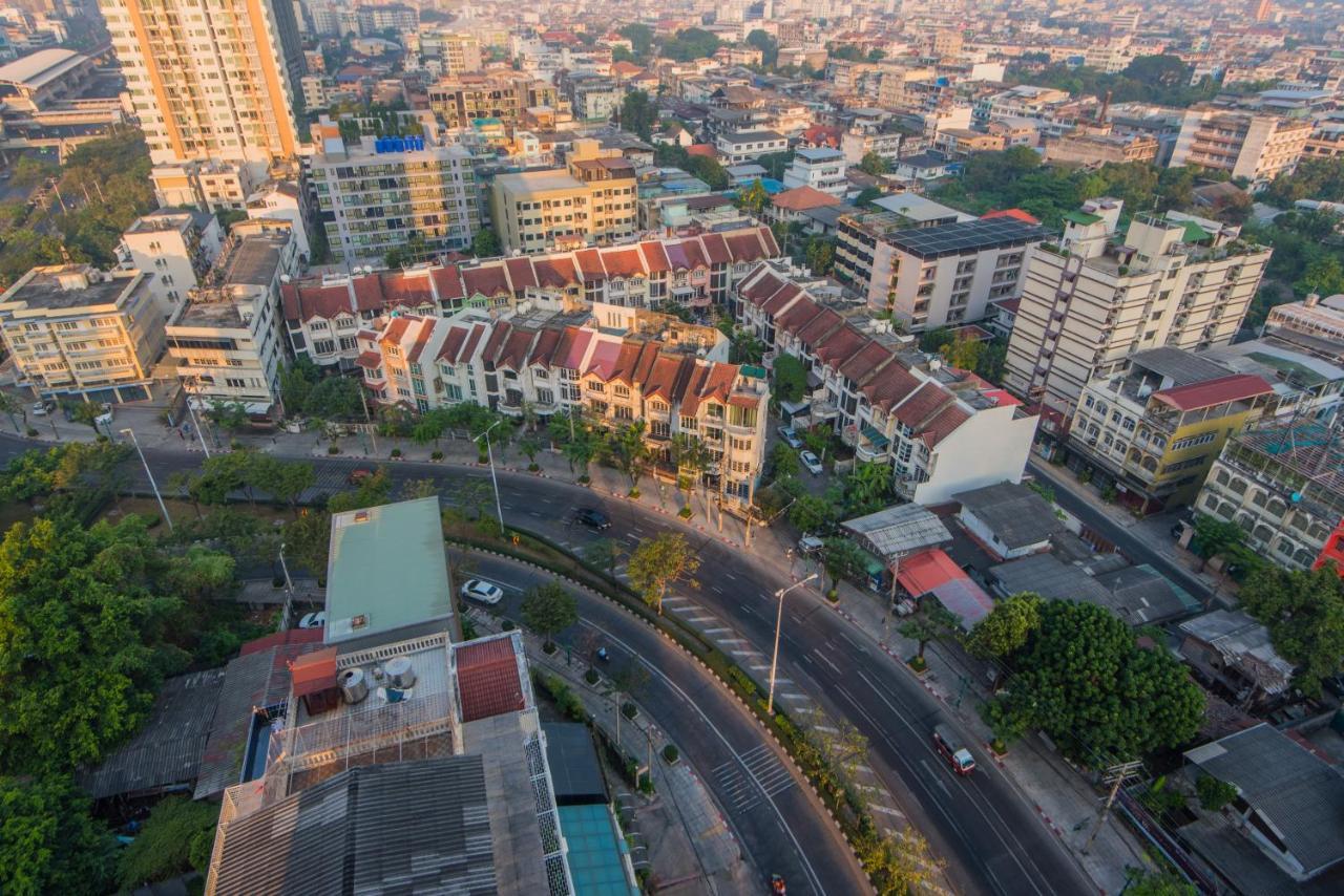 King Royal 2 Hotel Bangkok Ngoại thất bức ảnh